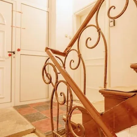Central Apartment