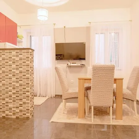 Apartment Central